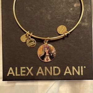 Alex and Ani Mother Mary bracelet Our Lady as Queen of Heaven and Earth